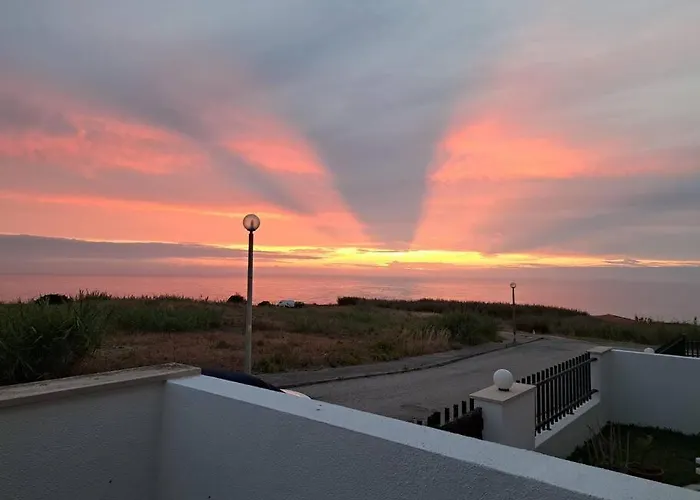 Sunset House Porto De Barcas - 3 & Terrace Tatil Evi Lourinhã